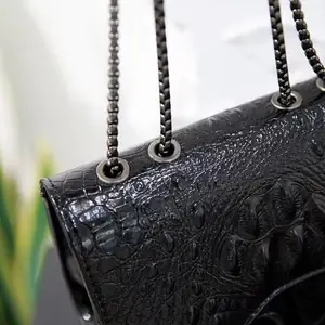 شنطة سهرة سوداء,شنطة كتف فخمة,شنطة جلد تمساح,شنطة سلسلة فضية,شنط رسمية نسائية,شنطة سوداء صغيرة,شنطة كروس بودي سوداء فخمة,شنط سرح.