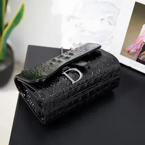 شنطة سهرة سوداء,شنطة كتف فخمة,شنطة جلد تمساح,شنطة سلسلة فضية,شنط رسمية نسائية,شنطة سوداء صغيرة,شنطة كروس بودي سوداء فخمة,شنط سرح.