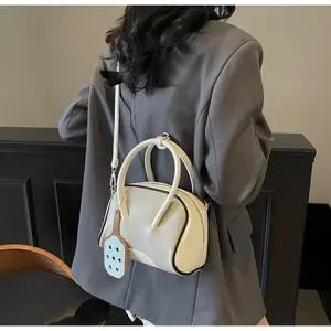 حقيبة كروس نسائية بولينغ، شنطة بولينغ من سرح، شنطة كروس نسائية من سرح، شنطة كتف نسائية من سرح، شنطة بولينغ صغيرة من سرح، شنطة نسائية فاخرة من سرح، شنطة PU من سرح، شنطة كروس بودي من سرح، شنطة كتف أنيقة من سرح، شنطة كروس عملية من سرح، شنطة نسائية موضة 2025 من سرح، متجر سرح للشنط النسائية، شنطة بولينغ كاجوال من سرح، شنطة نسائية خفيفة من سرح، شنطة عمل نسائية من سرح، شنطة تسوق نسائية من سرح، شنطة جامعة من سرح، شنطة نسائية صغيرة أنيقة، شنطة كروس نسائية خفيفة من سرح