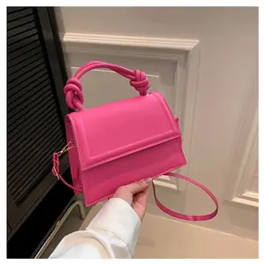 حقيبة كروس نسائية صغيرة، شنطة كروس من سرح، شنطة كتف أنيقة من سرح، شنطة نسائية صغيرة من سرح، شنطة PU فاخرة من سرح، شنط كروس نسائية من سرح، شنطة صغيرة أنيقة، شنطة خفيفة من سرح، شنطة عمل نسائية من سرح، شنطة جامعة من سرح، شنطة تسوق نسائية من سرح، شنطة يومية من سرح، شنطة كروس بودي نسائية من سرح، شنطة كتف كاجوال من سرح، شنط نسائية موضة 2025، متجر سرح للشنط النسائية، شنطة PU ناعمة من سرح، شنطة نسائية عصرية، شنطة صغيرة راقية من سرح، شنطة نسائية عملية من سرح