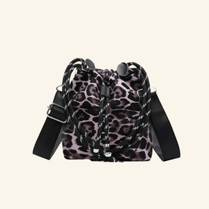 حقيبة كروس نسائية ليوبارد باكت أنيقة بسحاب شنطه كتف عصريه